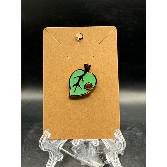 Animal Crossing Leaf Currency Nintendo Enamel Pin - Picture 2 of 3